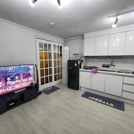 Salt1 Apartment